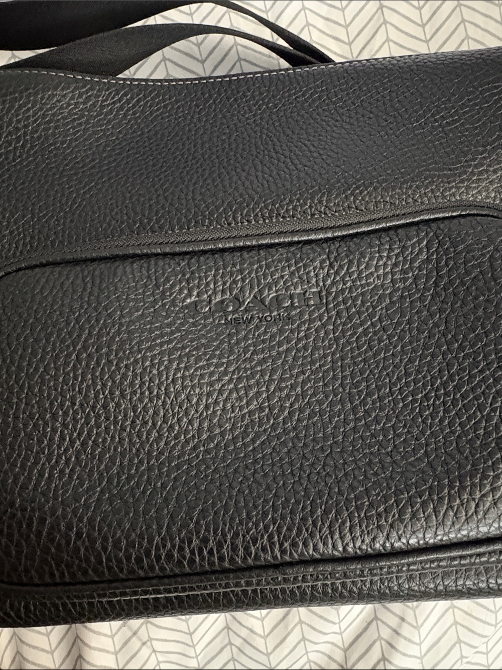 Coach Outlet Finn crossbody (men’s) - Picture 2 of 11